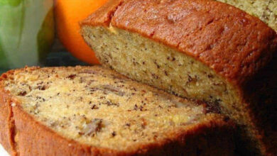 JANET’S RICH BANANA BREAD