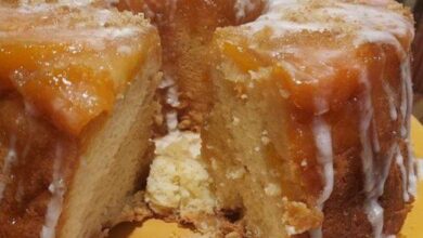 PEACH COBBLER POUND CAKE