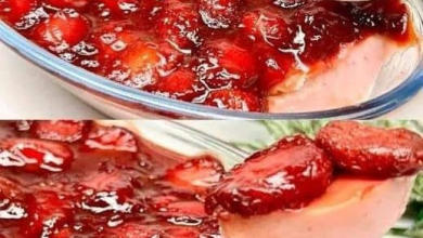 No Bake Strawberry Icebox Cake