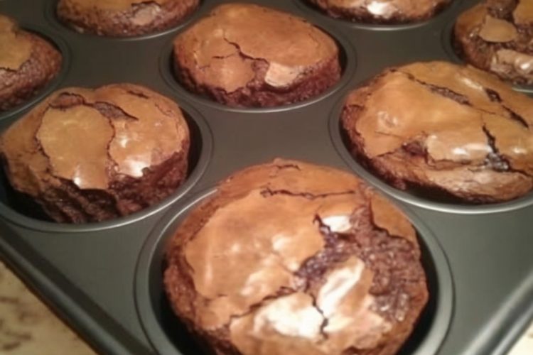 Easy Muffin Pan Brownies