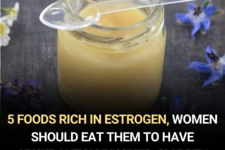 5 Estrogen-Rich Foods Women Should Eat to Balance Hormones, Achieve Radiant Skin, and Stay Youthful