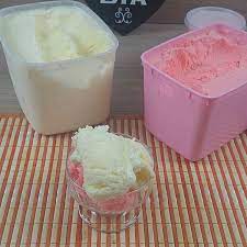 There’s something truly delightful about indulging in homemade ice cream. It’s more than just enjoying a frozen treat—it's about crafting something special with minimal effort. This simple