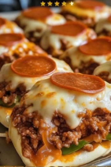 A fun mashup of pizza and Sloppy Joes that’s quick, easy, and packed with flavor.