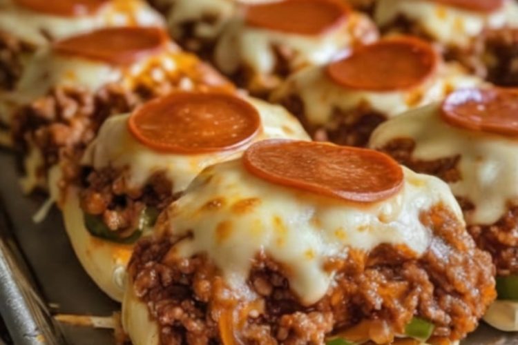 A fun mashup of pizza and Sloppy Joes that’s quick, easy, and packed with flavor.