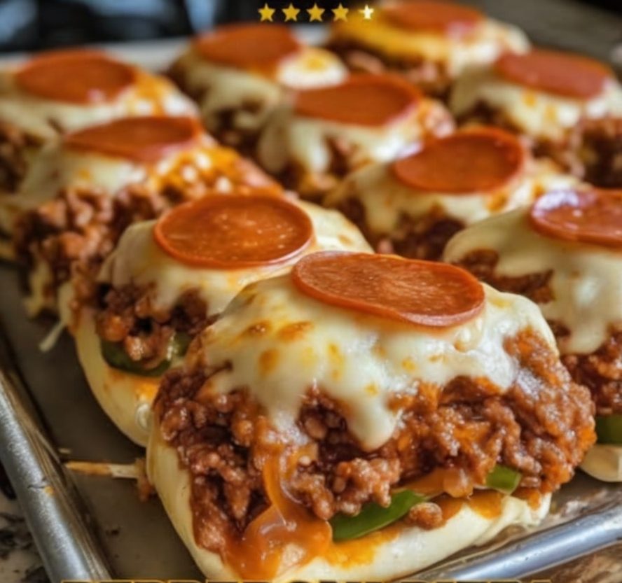 A fun mashup of pizza and Sloppy Joes that’s quick, easy, and packed with flavor.
