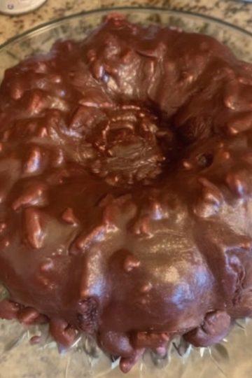 Nestle Toll House Death by Chocolate Cake\ Ultra-rich, moist chocolate cake packed with melty chocolate chips.