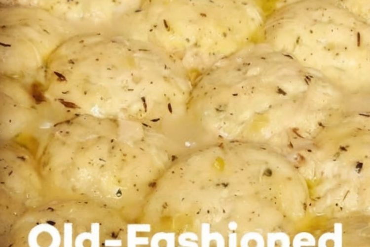 Old-Fashioned Chicken and Dumplings – Cozy, Creamy Comfort in Every Bite