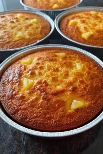 Pineapple Cake – A Moist, Flavorful Dessert Bursting with Sunshine