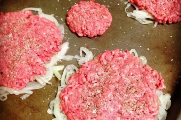 Juicy beef patties smashed with thinly sliced onions for a crispy, caramelized, diner-style burger.