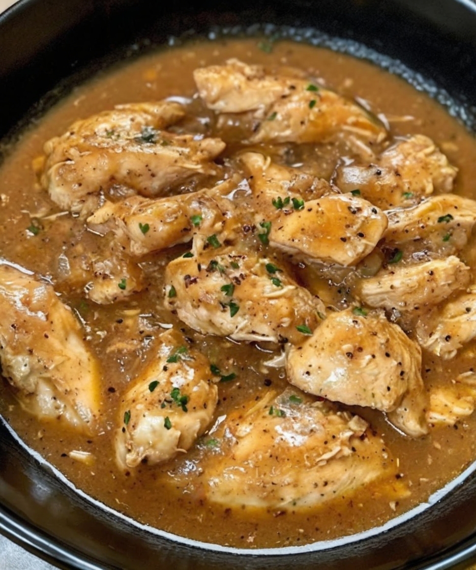 A 5-ingredient crockpot dinner that delivers juicy shredded chicken and rich, homemade-style gravy. Pure comfort food!