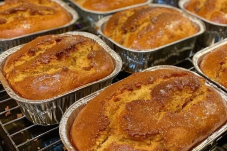 Grandma’s Cinnamon Sugar Loaf Bread