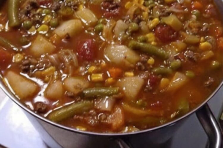 A hearty, wholesome soup with tender beef, colorful vegetables, and a rich, savory broth — perfect for cozy dinners and healthy meal prep.