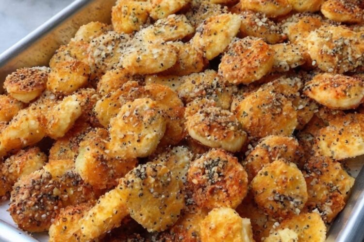 Crispy, buttery, poppable bites made from puff pastry and everything seasoning — the easiest savory appetizer you'll make all year.