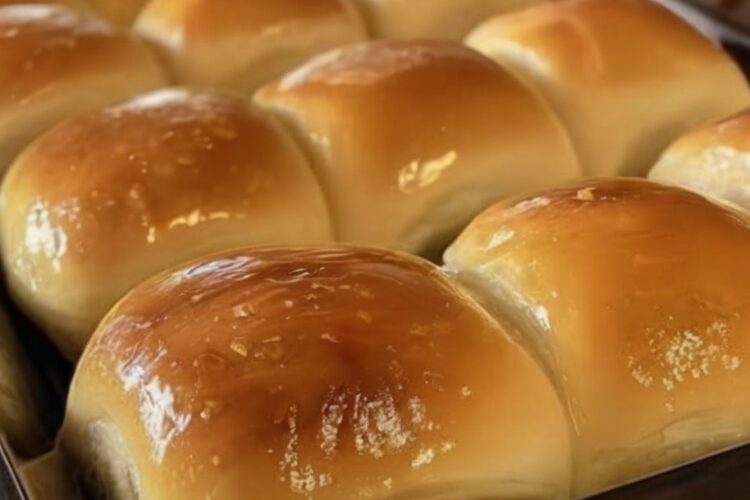 Soft, lightly sweet, melt-in-your-mouth dinner rolls just like the restaurant favorite.