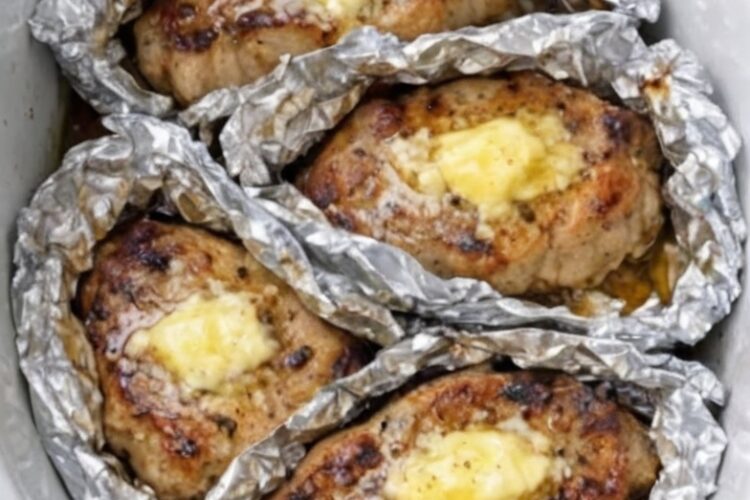 A simple and juicy baked chicken recipe made with butter and garlic, perfect for an easy and comforting dinner.