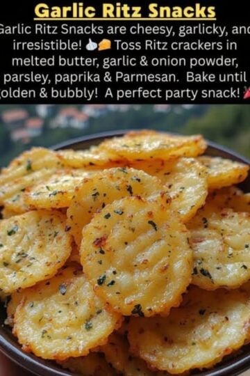 These Garlic Parmesan Ritz Crackers are a quick and easy buttery snack made with crispy Ritz crackers, melted butter, garlic seasoning, herbs, and toasted Parmesan cheese. Perfect for movie nights, holiday appetizers, game day parties, family gatherings, and budget-friendly entertaining, this simple baked cracker recipe delivers irresistible flavor and crunch in just 15 minutes while using everyday pantry ingredients.