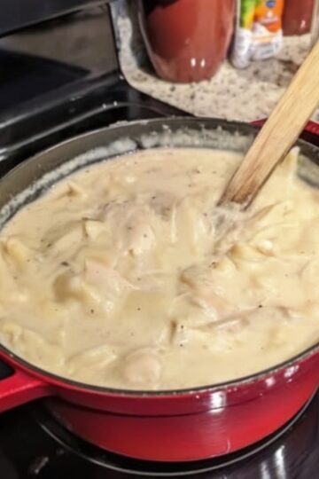 This classic homemade chicken and dumplings recipe features tender shredded chicken simmered in rich, creamy broth with fluffy scratch-made dumplings. Perfect for cozy family dinners, Sunday suppers, meal prep, and comforting cold-weather meals, this Southern favorite delivers hearty flavor and timeless homemade goodness in every bowl.