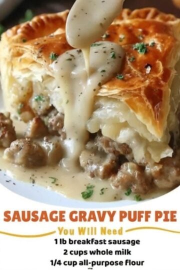 A cozy breakfast casserole made with creamy homemade sausage gravy topped with buttery, flaky puff pastry. This easy bake is perfect for weekend mornings, brunch, and comforting family breakfasts.
