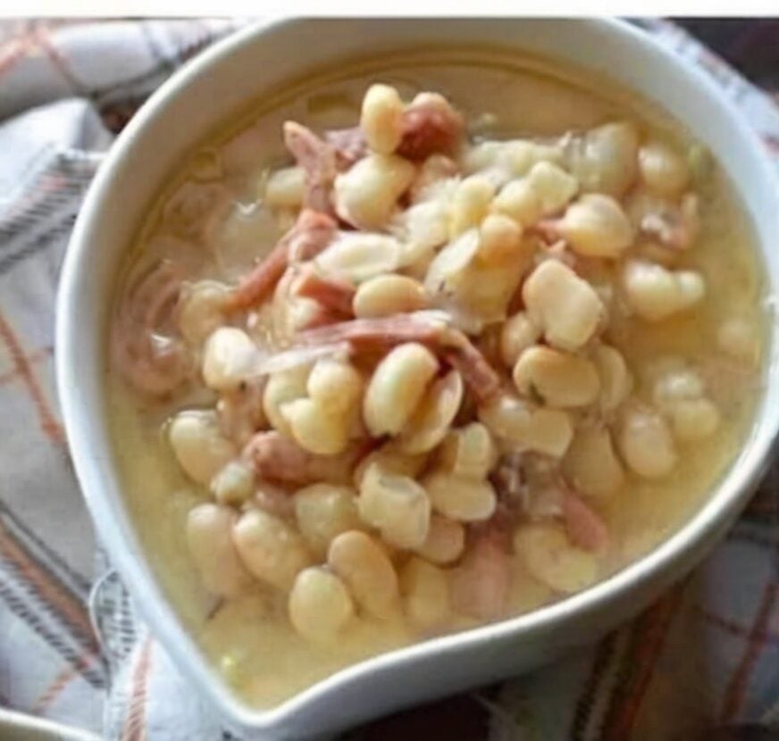 A classic Old-Fashioned Ham and Bean Soup made with tender white beans, smoky ham, onions, garlic, and a rich savory broth. The perfect comforting meal for chilly days.