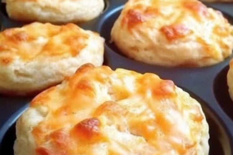These Sweet Cheddar Bisquick Biscuits are buttery, fluffy, and filled with melted sharp cheddar cheese. Ready in just 20 minutes, they're the perfect homemade addition to breakfast, brunch, soups, chili, or any comforting family meal.