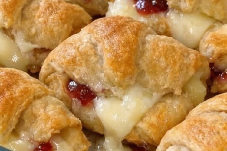 Buttery crescent dough wrapped around melty brie and sweet jam. These easy holiday appetizers and game day snacks look gourmet but come together in minutes — the ultimate quick party food that always disappears first.