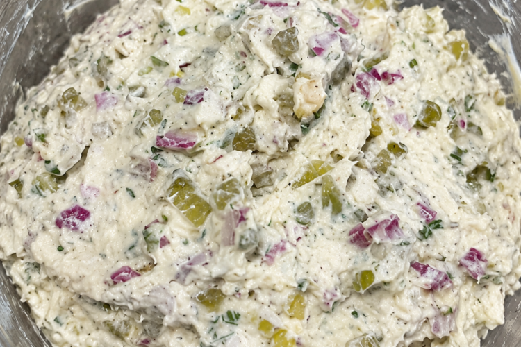 Easy Creamy Dill Pickle Dip Recipe
