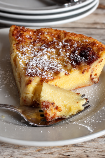 Impossible Custard Pie: The Pie That Makes Its Own Crust